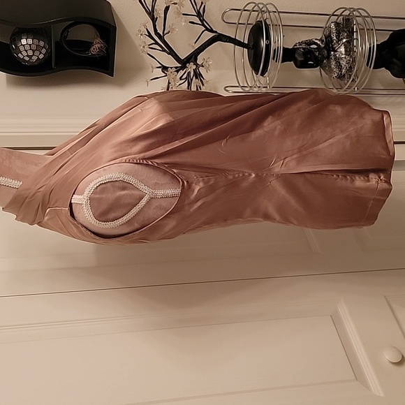 Boston Proper Size 8 Draped Surplice Faux Wrap Top Metallic Champagne Colored - Picture 2 of 12